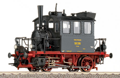 Steam locomotive BR 98 "Glass Box"<br /><a href='images/pictures/Roco/43353.jpg' target='_blank'>Full size image</a>